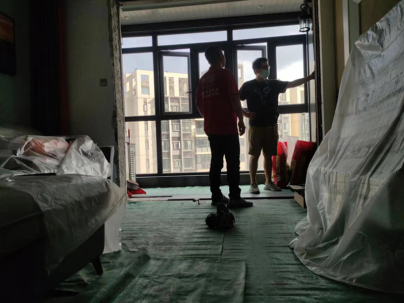 二手房客廳地面翻新怎么鋪地磚？千萬要注意這幾個細(xì)節(jié)(圖1)