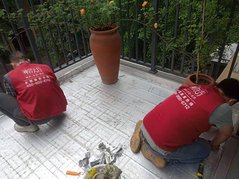 小陽臺(tái)改造花園你見過嗎？1平米陽臺(tái)花園翻新設(shè)計(jì)方案(圖1)