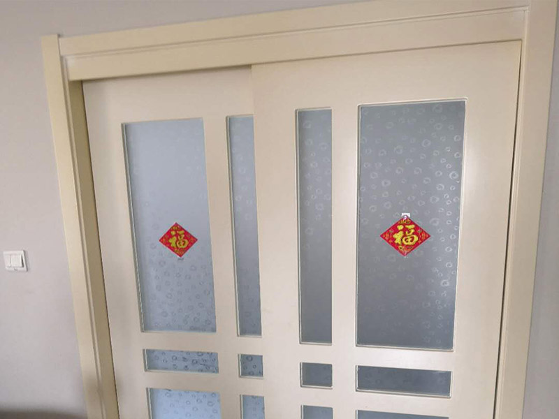 廚房門窗安裝，什么材質(zhì)的推拉門比較好？塑鋼推拉門好用嗎？(圖3)